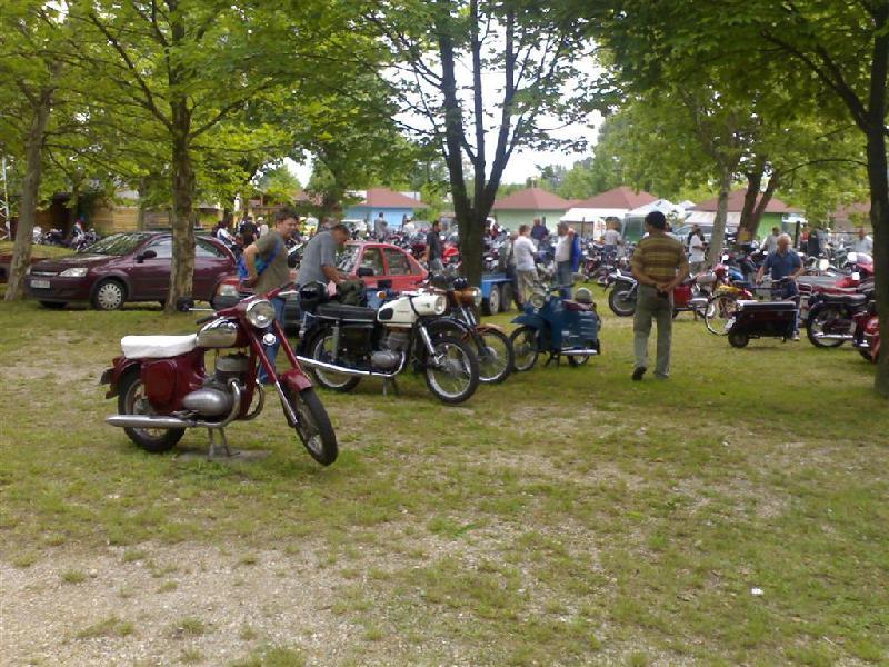 20060528870 (Large).jpg